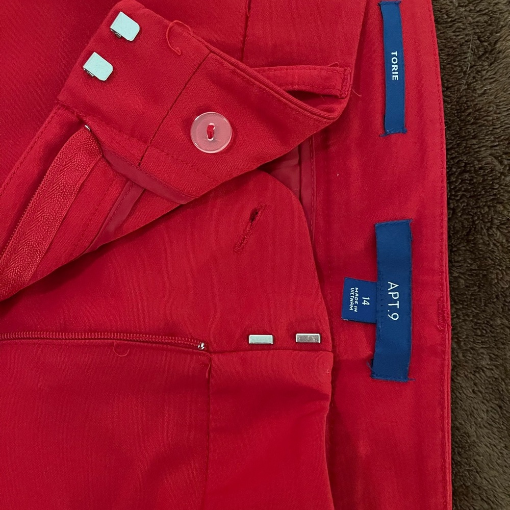 Red Trousers! The perfect dress pant